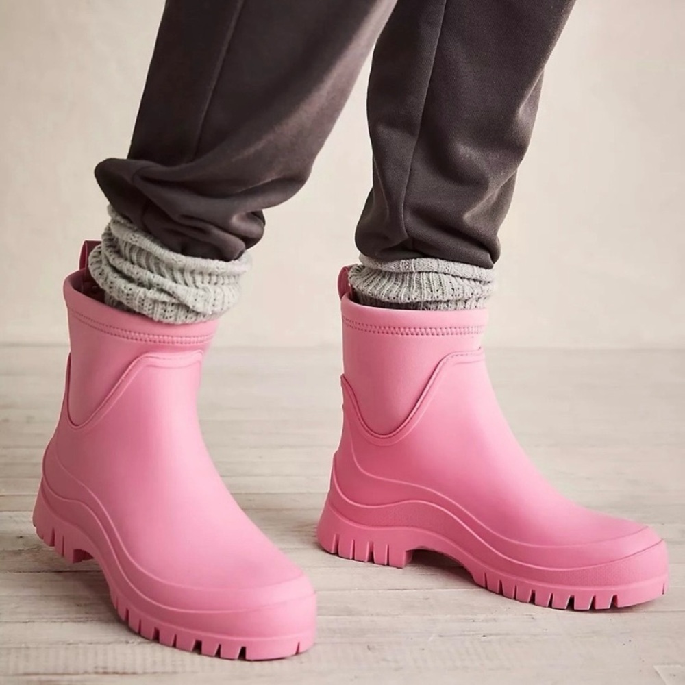 Sam Edelman Louisa Rubber Rain Boot Pink Cherry Blossom Size 9